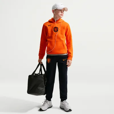 Nederland Club Fleece joggingbroek kids zwart 2026 - KNVB trainingsbroek jongens